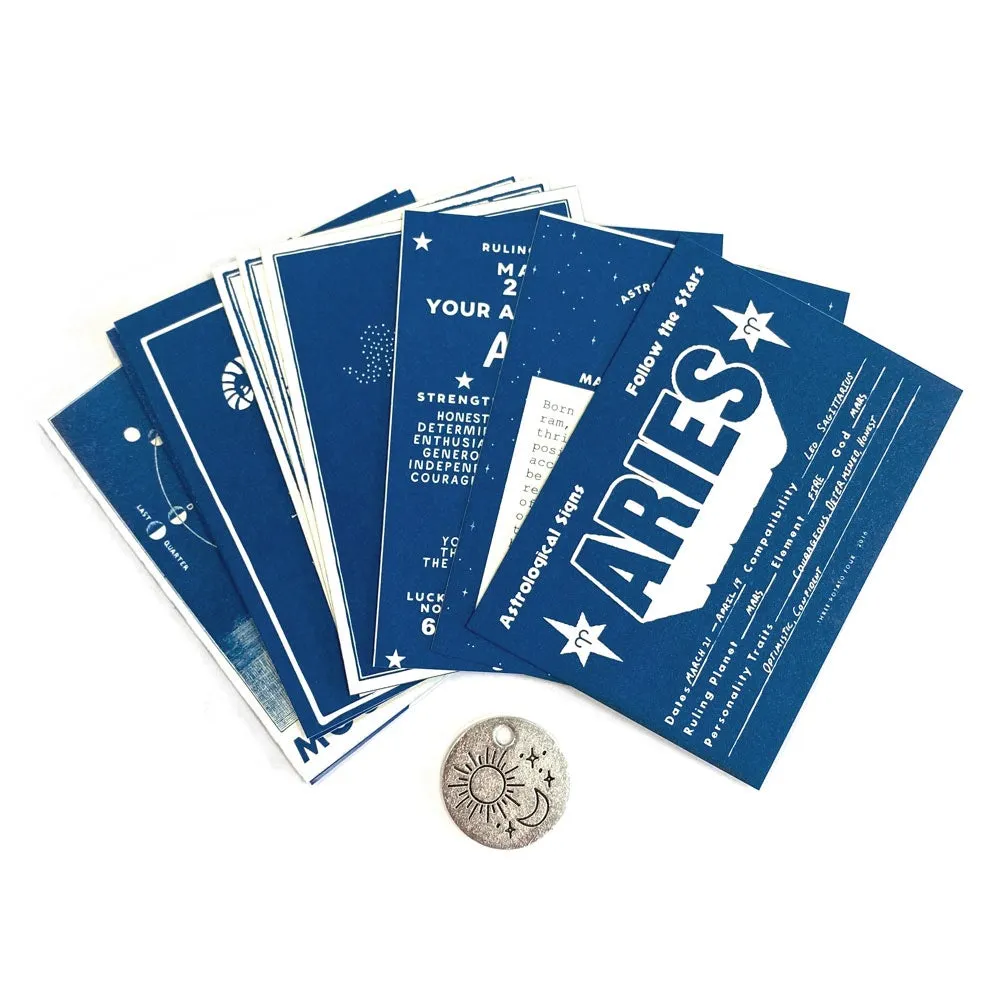 AQUARIUS (JAN 20 - FEB 18) ASTROLOGY CARD PACK