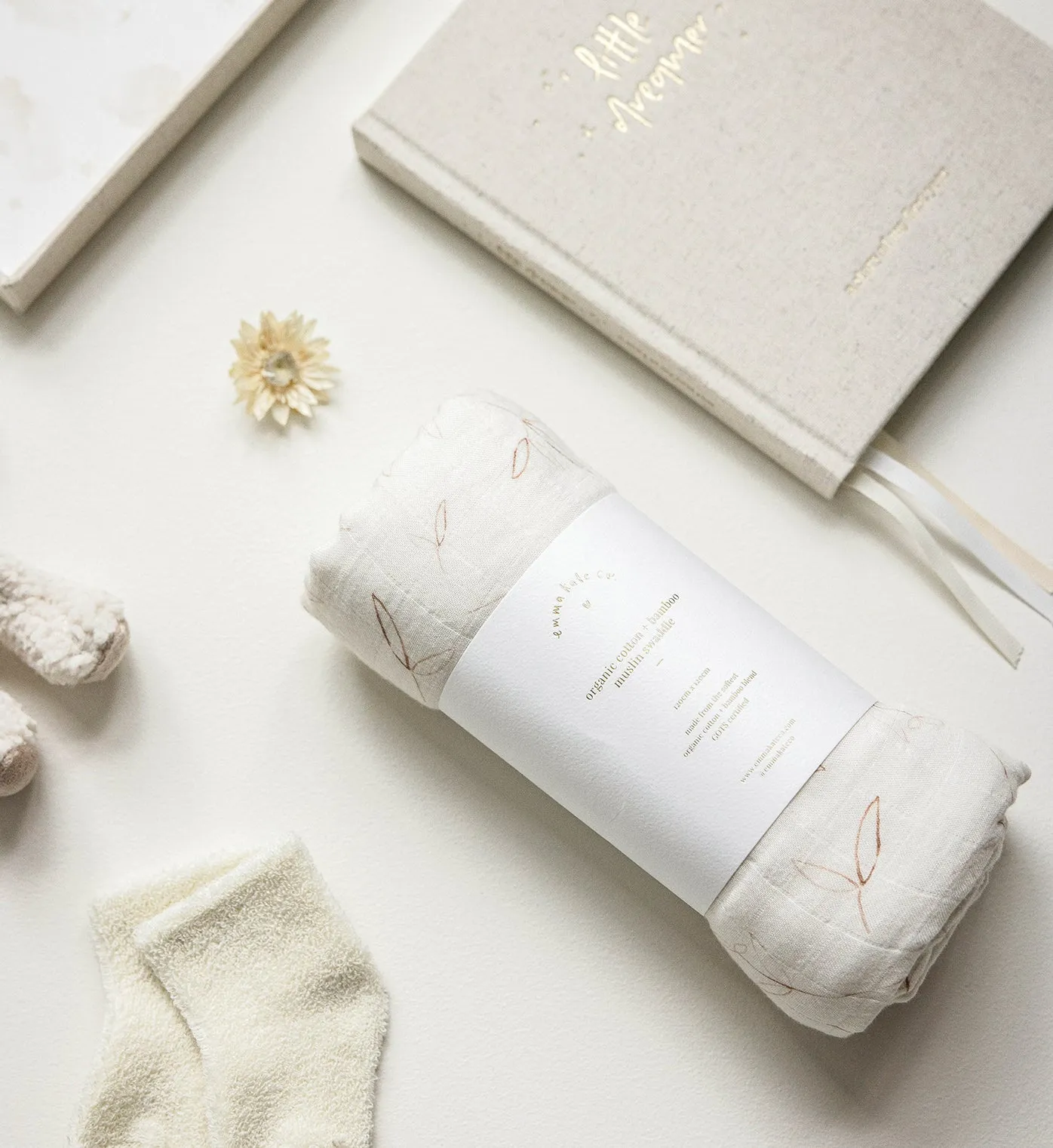 Emma Kate Co. Baby Swaddle - Olive Branch