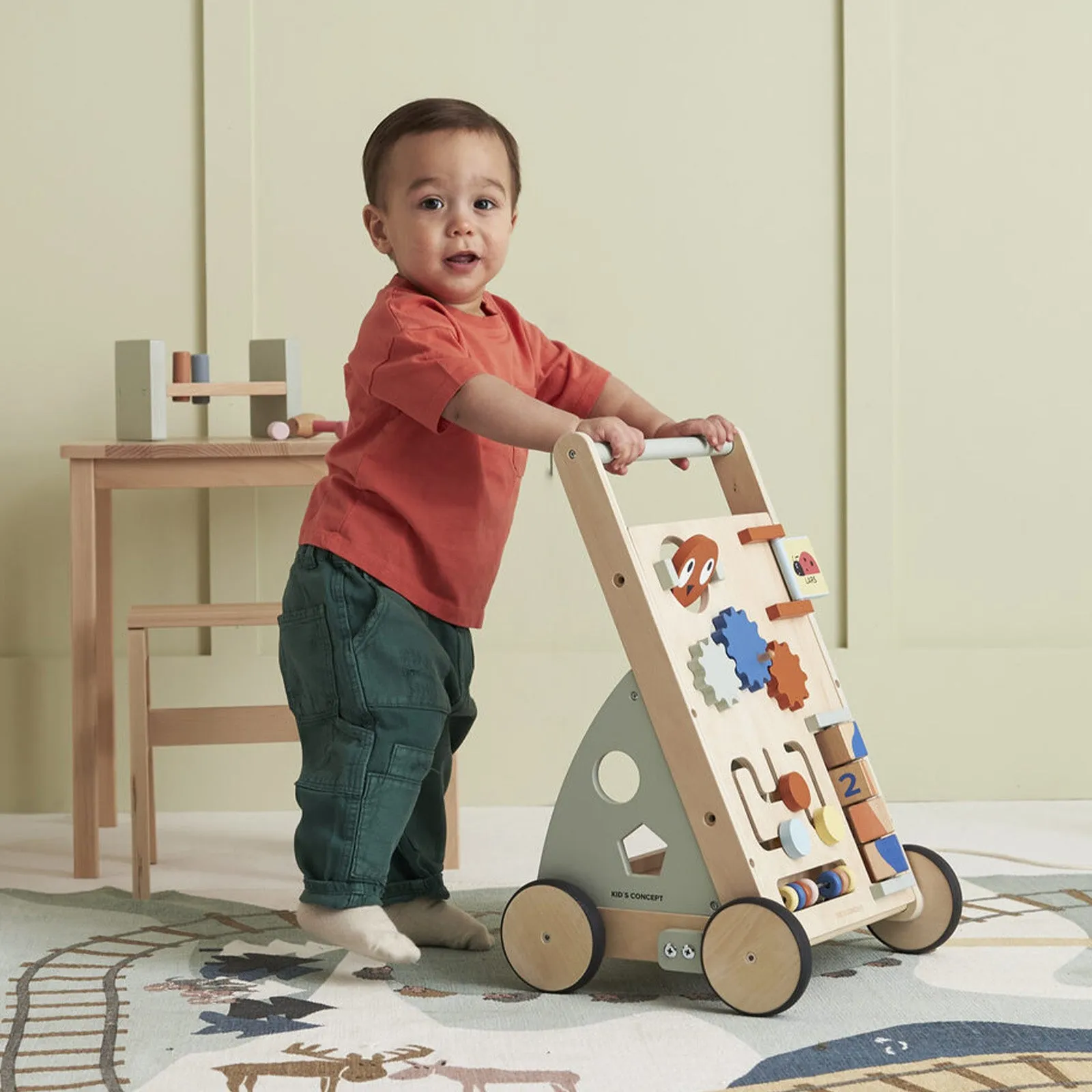 Kid's Concept Edvin Activity Walker